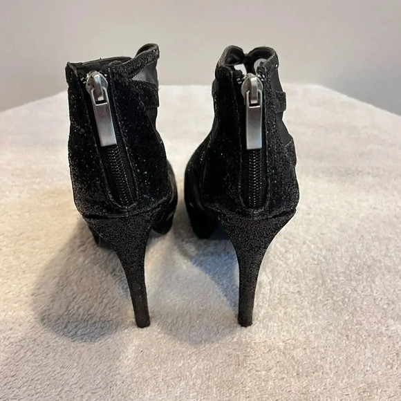 Touch Ups Womens Black Strappy Platform Heels Open Toe Sz 7M Back Zip Sandals - Picture 4 of 14